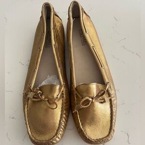 Michael Kors daisy moc Loafers size 10